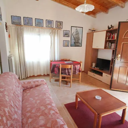 Locazione Turistica Arentino *